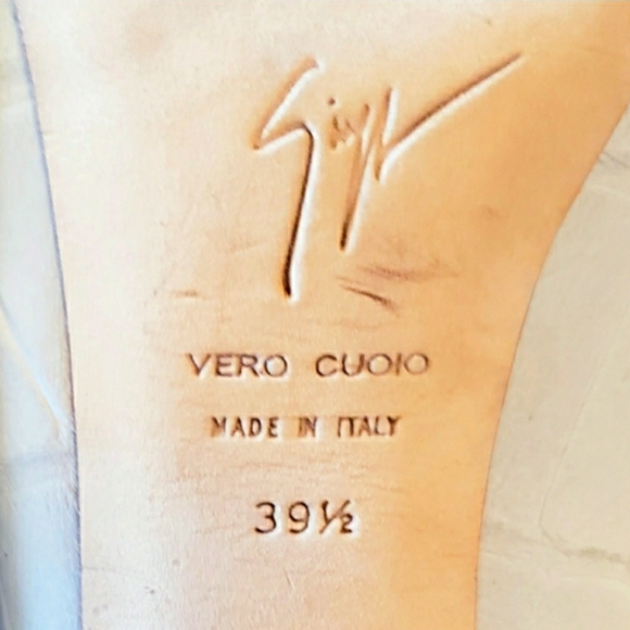 Guiseppe Zanotti Crocodile Platform Pumps Heels 🤍 RETAIL $975- 🤍 Worn 1 Time - Picture 2 of 10